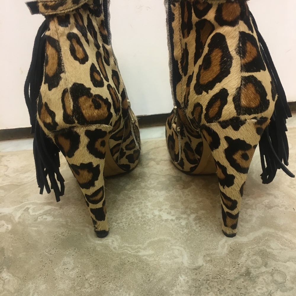 Sam Edelman Keegan Leopard Booties - Picture 3 of 5
